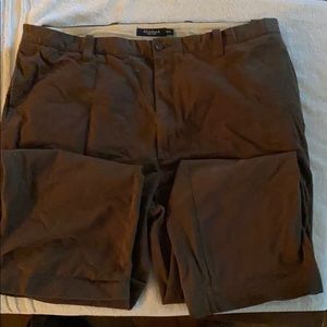 Sonoma 44/32 brown men’s pants like new